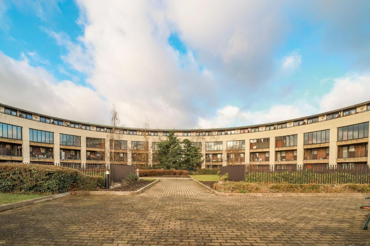 Villa Huntley House Milton Keynes Exterior foto